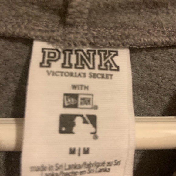 BLUE JAYS Sweater! - Picture 3 of 3